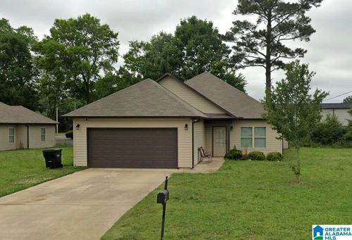 83 Carriage House Rd Sw, Bessemer, AL, 35022-5335 | Card Image