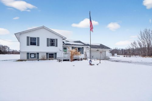 1150 Losey Rd, Rives Junction, MI, 49277-9762 | Card Image