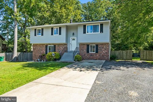 9016 Holly Ave, WALDORF, MD, 20601-3317 | Card Image
