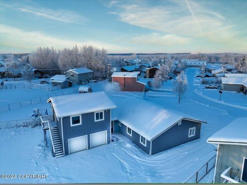 980 Refinery Loop, North Pole, AK, 99705 | Card Image