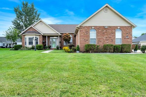 588 Manor Ln, Millstadt, IL, 62260-2834 | Card Image