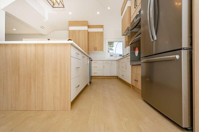 135 Sandringham Rd Nw, House other with 4 bedrooms, 4 bathrooms and 4 parking in Calgary AB | Image 26