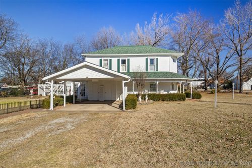 403 N Choctaw Ave, Claremore, OK, 74017-7246 | Card Image