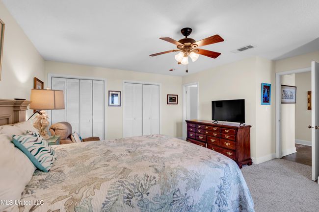 1130Beach#503-17 | Image 35