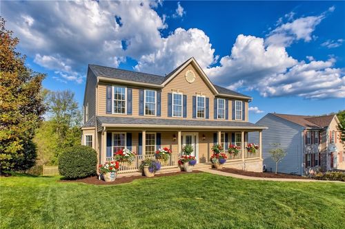 238 Sussex Way, Greensburg, PA, 15601-6407 | Card Image