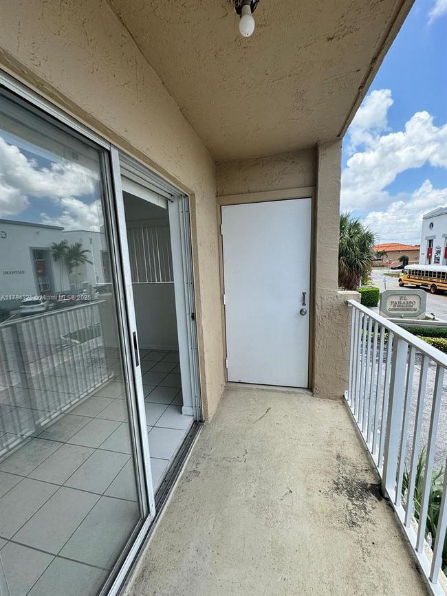 APT-201 - 2620 W 76 Th St, Condo with 2 bedrooms, 2 bathrooms and null parking in Hialeah FL | Image 10