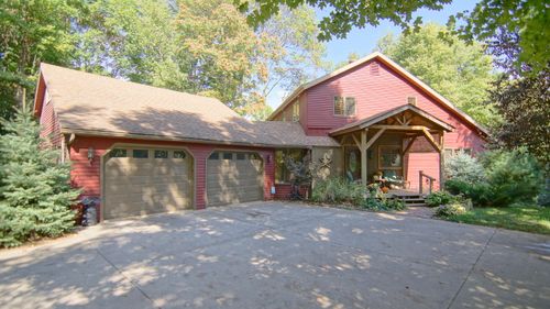 5835 Windy Acres Ln, Berrien Springs, MI, 49103-1574 | Card Image