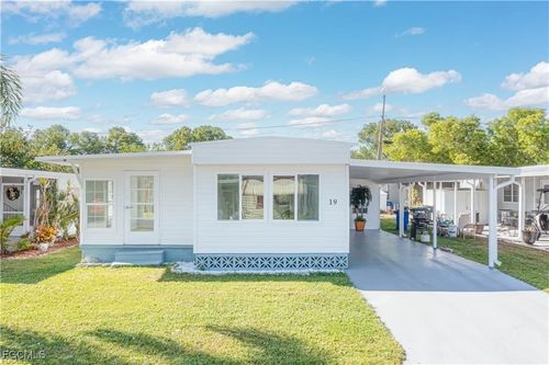 19 Garden Dr, FORT MYERS, FL, 33908-1883 | Card Image