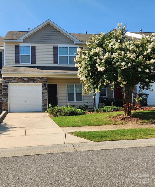 11148 Kanturk Ct, Charlotte, NC, 28213-0218 | Card Image