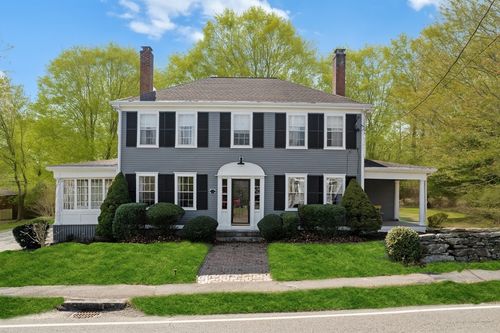 15 N Main St, Assonet, MA, 02702-1136 | Card Image