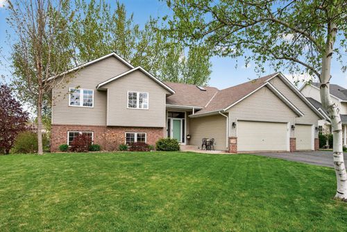 7148 Maryland Cir, Savage, MN, 55378-3216 | Card Image