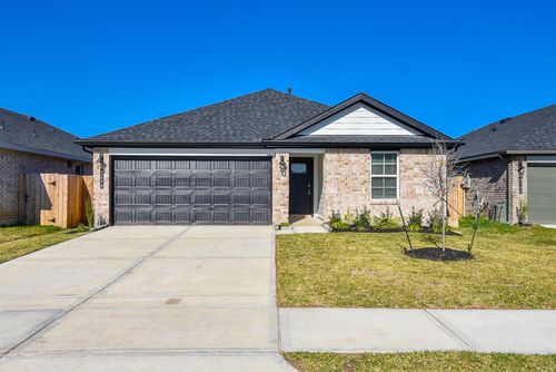 5146 Sunset Oaks Dr, Fresno, TX, 77545-1638 | Card Image