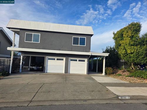 3081 Birmingham Dr, San Pablo, CA, 94806-2667 | Card Image