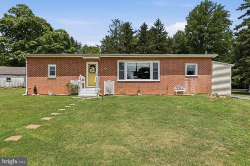 9437 Masters Road Road, WAYNESBORO, PA, 17268 | Card Image