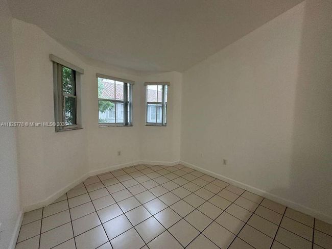 UNIT-206 - 1661 Se 29 Th Ct, Condo with 2 bedrooms, 2 bathrooms and null parking in Homestead FL | Image 8