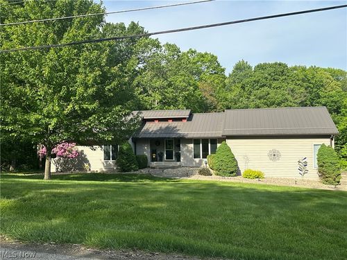 5540 Dillon Hills Dr, Nashport, OH, 43830-8933 | Card Image