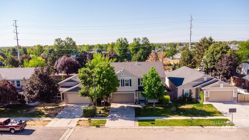 733 W Ramsbrook, Meridian, ID, 83646 | Card Image