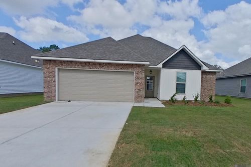121 Salvat Dr, Lafayette, LA, 70507-4914 | Card Image
