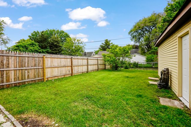 2640 Westbrook Dr, House other with 2 bedrooms, 1 bathrooms and 8 parking in Franklin Park IL | Image 13