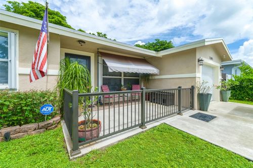 11841 Nw 33rd St, Sunrise, FL, 33323-1225 | Card Image