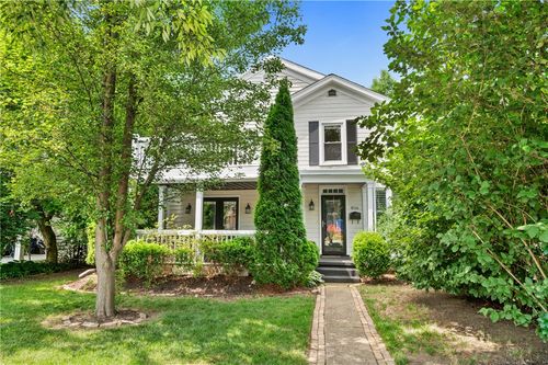 816 Thorn Street, Sewickley, PA, 15143 | Card Image