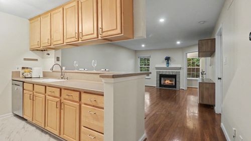 2191-3311 Wyndham Cir, ALEXANDRIA, VA, 22302-4317 | Card Image