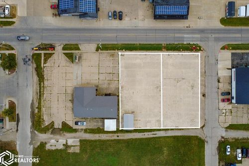 602 & 608 Richmond Avenue, Ottumwa, IA, 52501 | Card Image