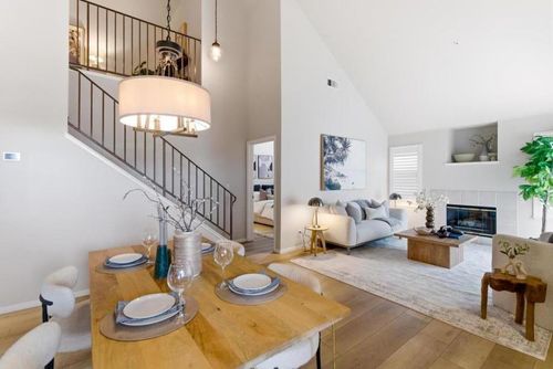 apt-216-1400 El Camino Real, South San Francisco, CA, 94080-1299 | Card Image