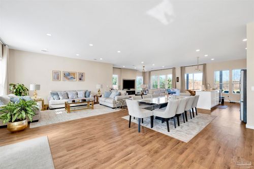 5800 Moors Oaks Dr, Milton, FL, 32583-2807 | Card Image