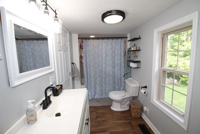 294 Deer Ridge Rd, House other with 3 bedrooms, 2 bathrooms and 2 parking in Hillsville VA | Image 9