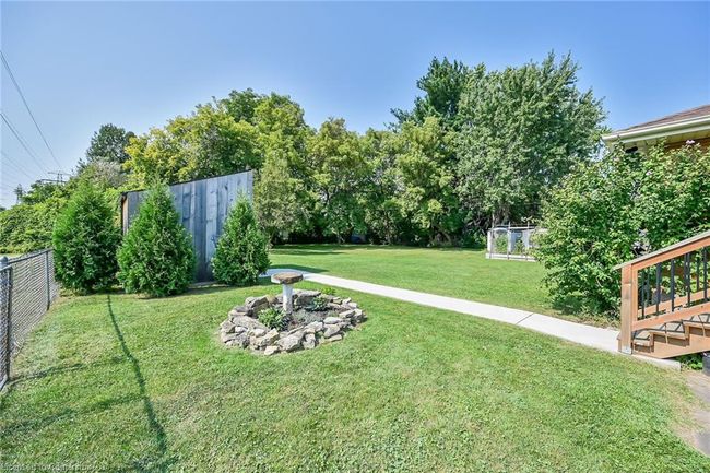 166 Rifle Range Rd, House other with 5 bedrooms, 4 bathrooms and 9 parking in Hamilton ON | Image 34