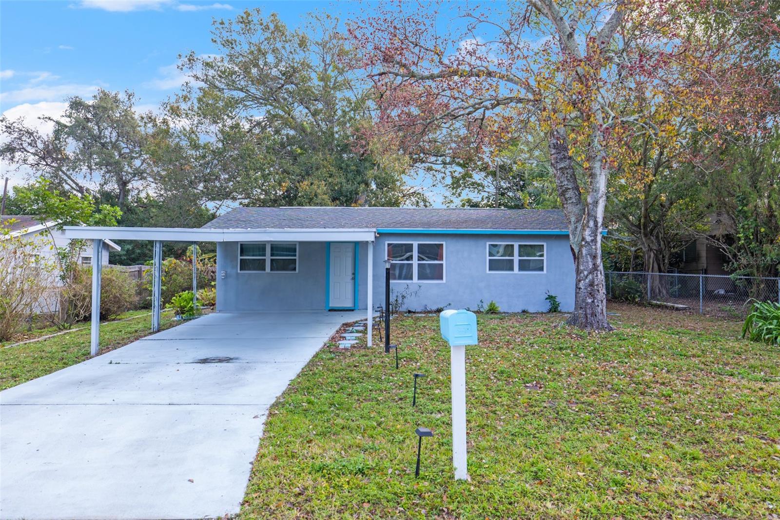 42nd St, Saint Petersburg, FL 33714