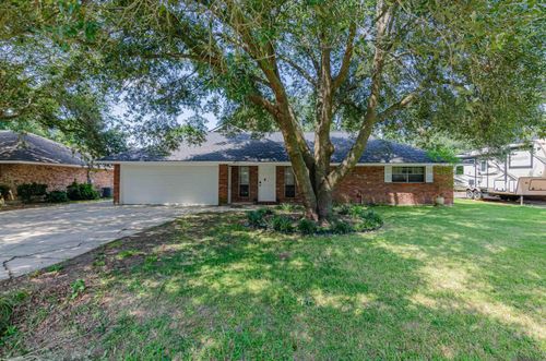 37092 Sue St, Geismar, LA, 70734-3031 | Card Image
