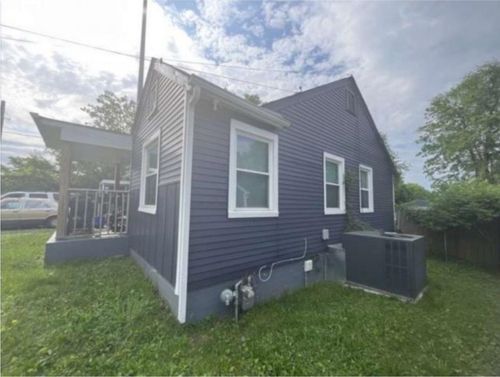 928 Chickasaw Ave, Nashville, TN, 37207-5227 | Card Image