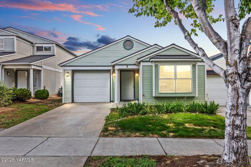 apt-3-105 Peach Tree Ln, Yakima, WA, 98908-2889 | Card Image