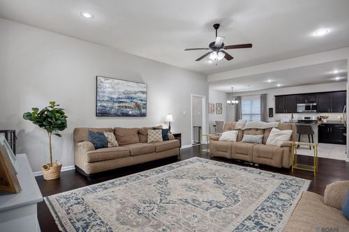18326 Sunset Park Dr, Prairieville, LA, 70769-3912 | Card Image