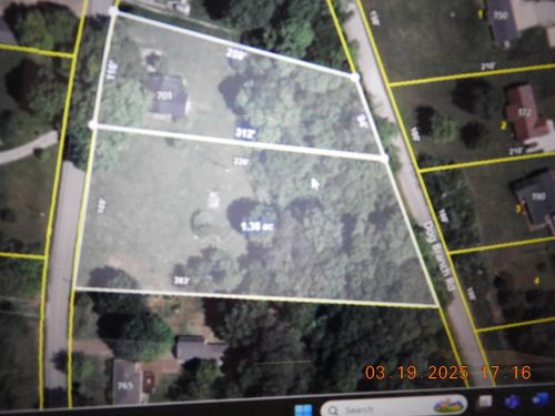 701 Oak Grove Rd, Goodspring, TN, 38460-5303 | Card Image