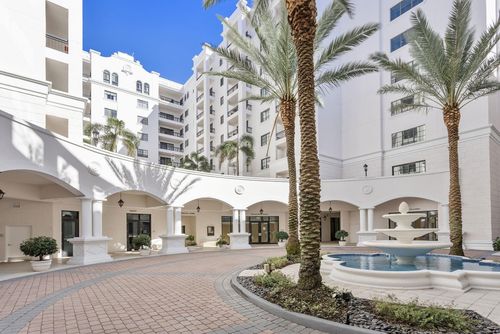 704-233 S Federal Hwy Highway, Boca Raton, FL, 33432 | Card Image