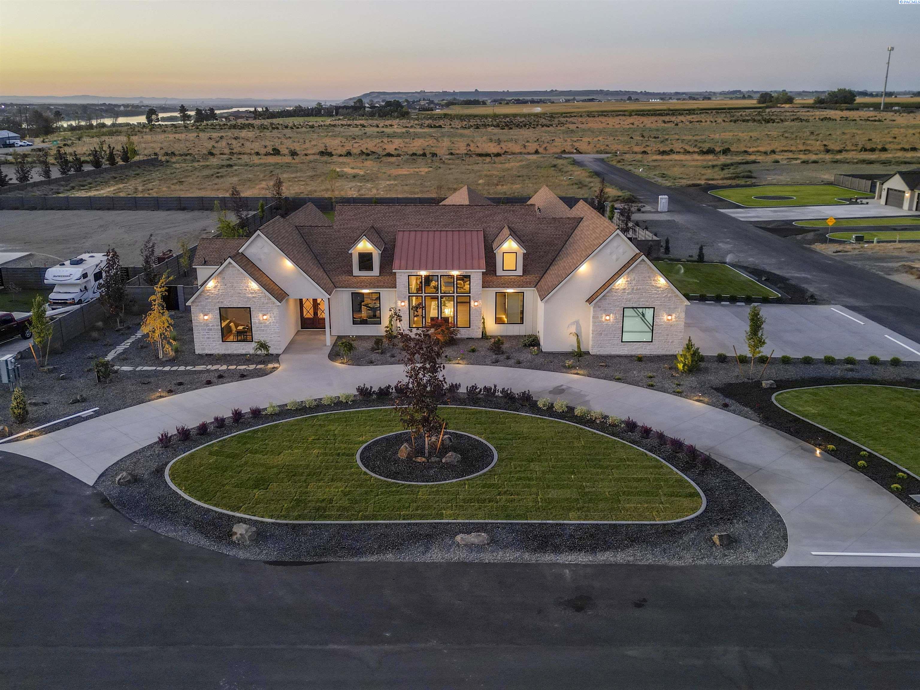 Cordon Crest Ct, Pasco, WA 99301