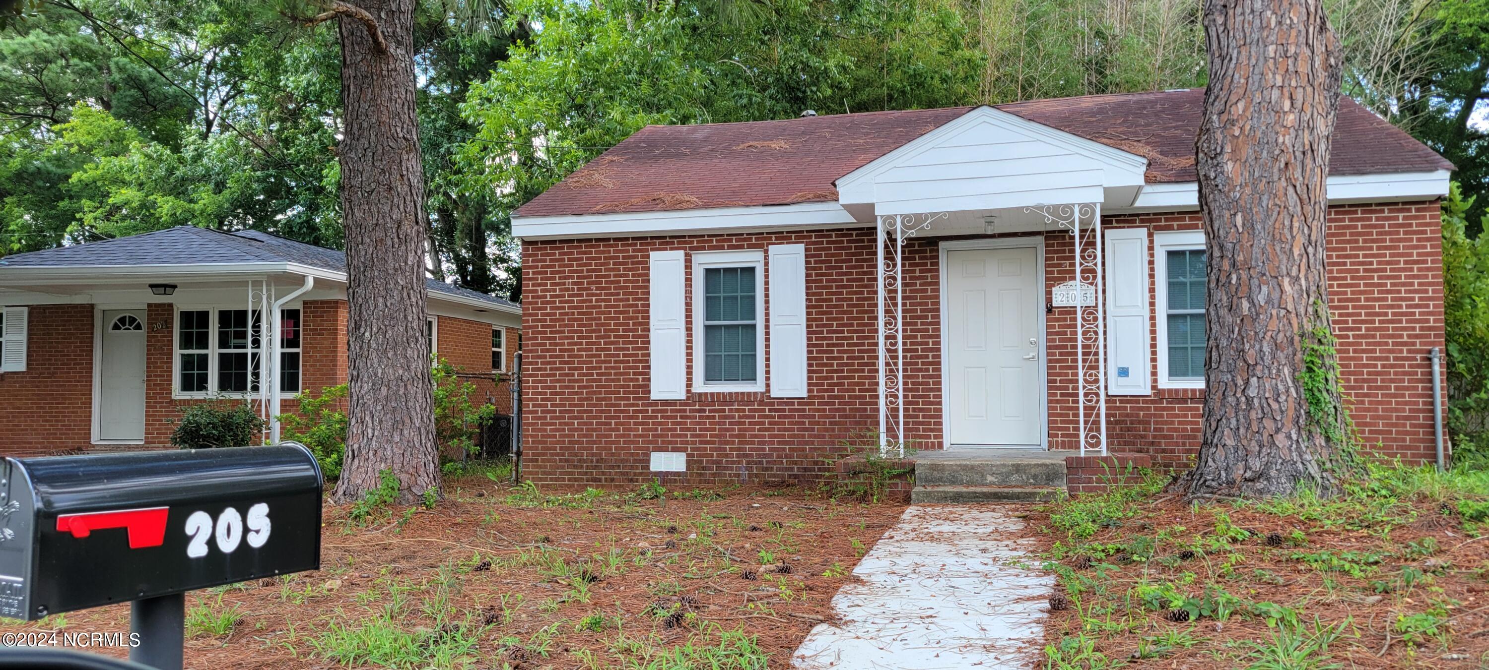 Whitfield Dr, Goldsboro, NC 27530