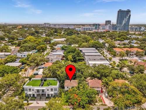 3210 Elizabeth St, Miami, FL, 33133-5033 | Card Image