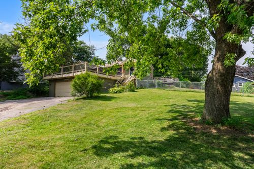 8604 Shady Ln, Wonder Lake, IL, 60097-8848 | Card Image