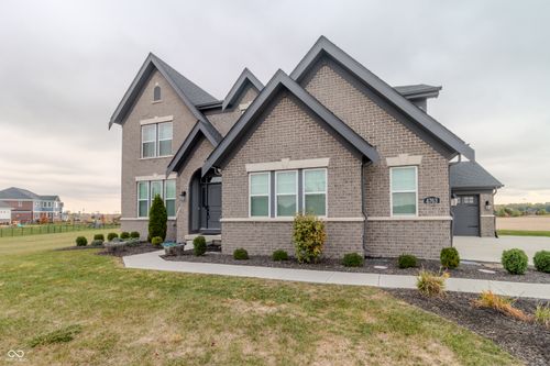 4763 Denton Dr, Zionsville, IN, 46077-7966 | Card Image
