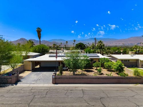 74561 Merle Dr, Palm Desert, CA, 92260-2036 | Card Image