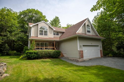 48 Laura Lee Lane, Lower Sackville, NS, B4C4E3 | Card Image