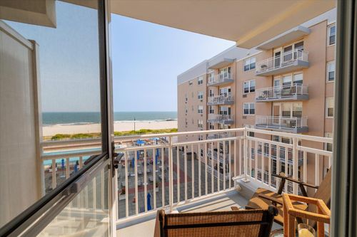 apt-4kk-522 Shore Rd, Long Beach, NY, 11561-4560 | Card Image