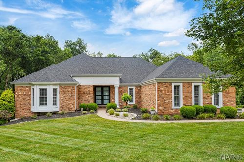 754 Southbrook Forest Ct, Weldon Spring, MO, 63304-5744 | Card Image