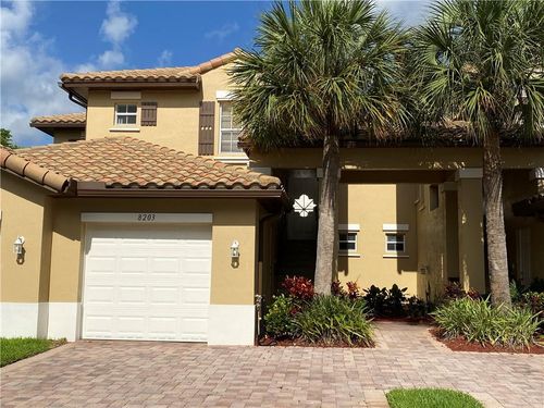 18d-8203 Nw 128th Ln, Parkland, FL, 33076-4904 | Card Image