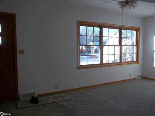 1003 N Spruce St, Creston, IA, 50801-1346 | Card Image