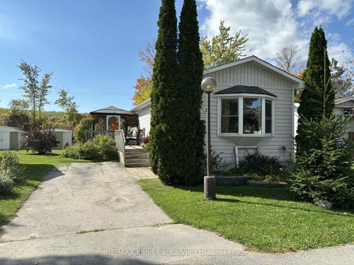 35 Briarwood Crescent, North Huron, ON, N0G2W0 | Card Image